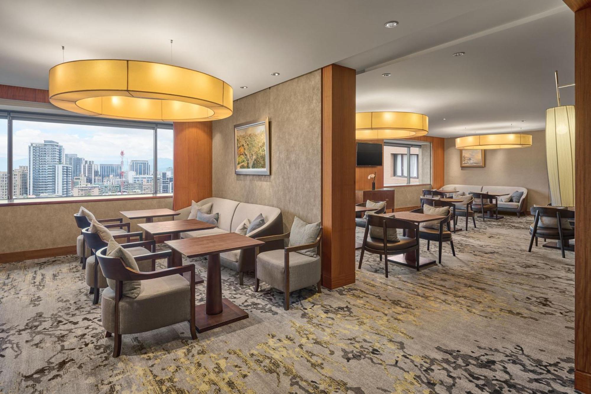 Sheraton Grand Taipei Hotel Екстериор снимка